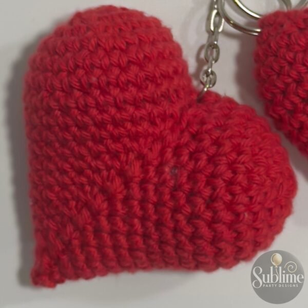 Porta Chaves de Coração de Croché Feito à Mão – Amigurumi Plush Hearts - 2 Corações - Image 10