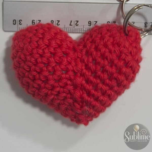 Porta Chaves de Coração de Croché Feito à Mão – Amigurumi Plush Hearts - 2 Corações - Image 9