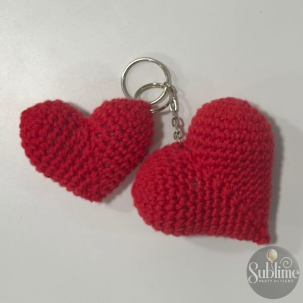 Porta Chaves de Coração de Croché Feito à Mão – Amigurumi Plush Hearts - 2 Corações - Image 7